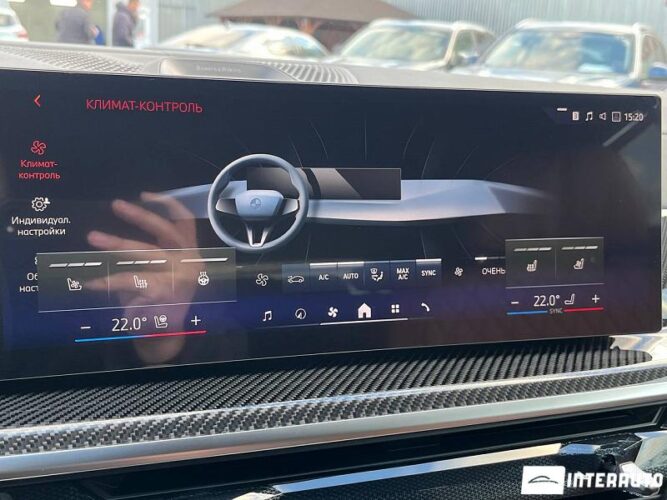 BMW X7 4.0d 48 interauto-car