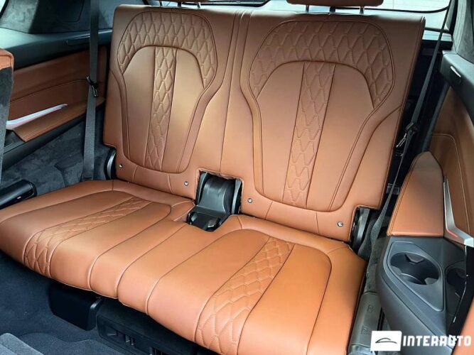 BMW X7 4.0d 59 interauto-car