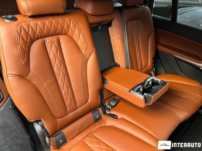 BMW X7 4.0d 58 interauto-car