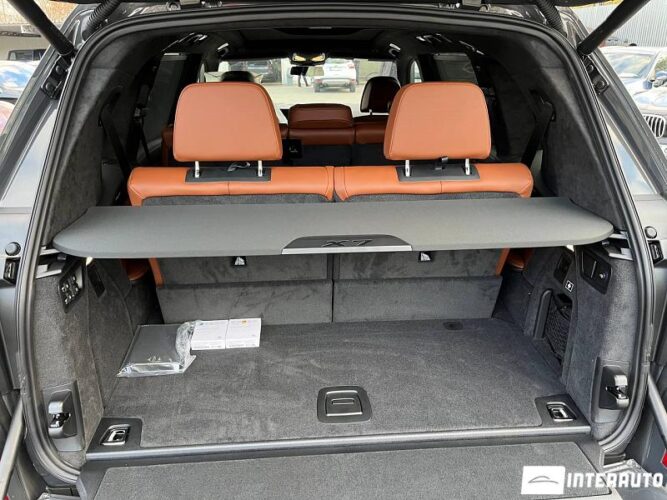 BMW X7 4.0d 60 interauto-car