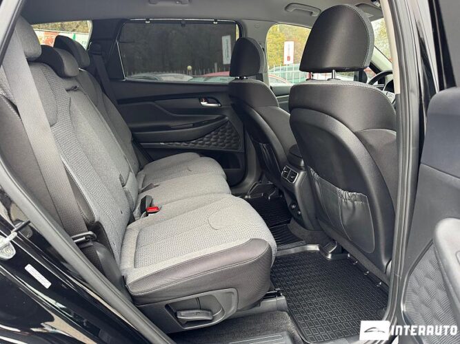 Hyundai Santa Fe 38 interauto-car