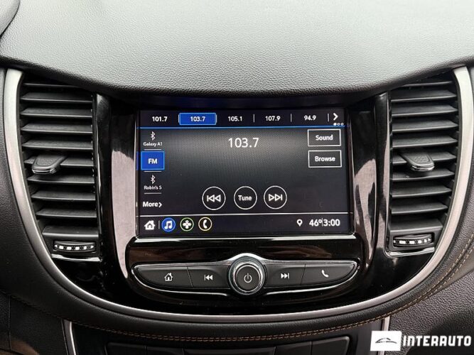 Chevrolet Trax 38 interauto-car