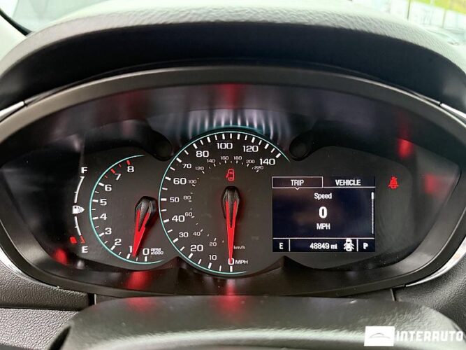 Chevrolet Trax 37 interauto-car