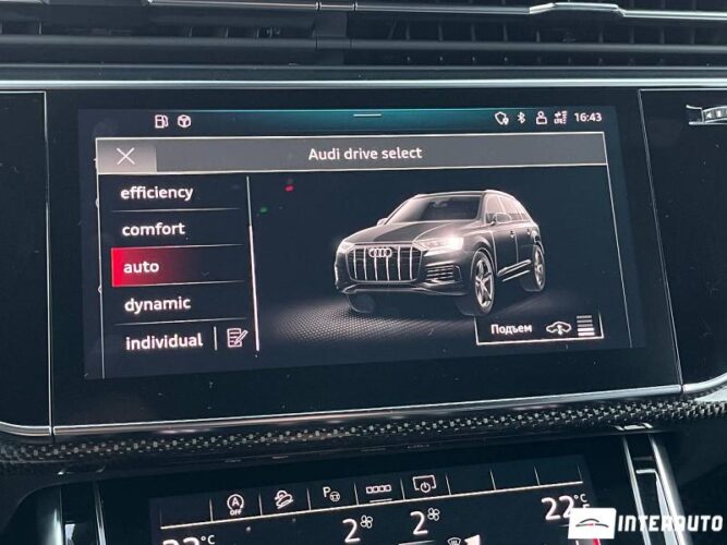 Audi Q7 39 interauto-car