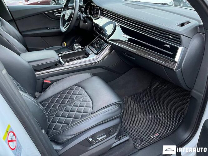 Audi Q7 35 interauto-car