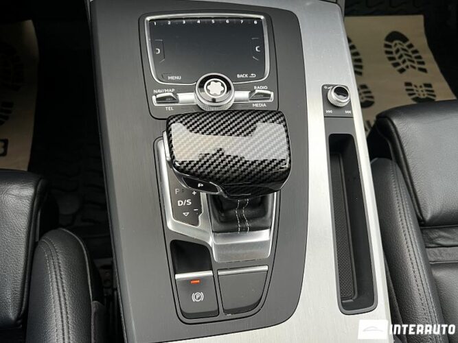 Audi Q5 55 interauto-car