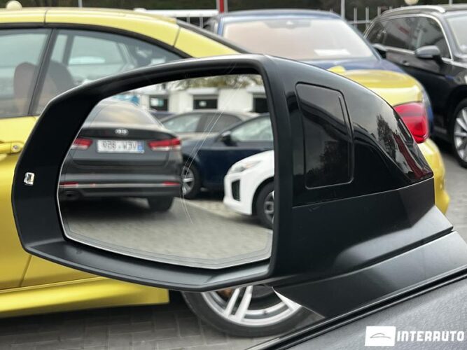 Audi Q5 64 interauto-car