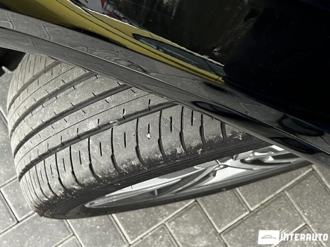 Audi Q5 62 interauto-car