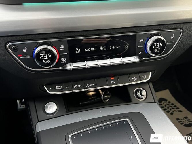 Audi Q5 54 interauto-car