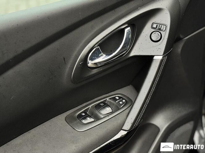 Renault Kadjar 36 interauto-car