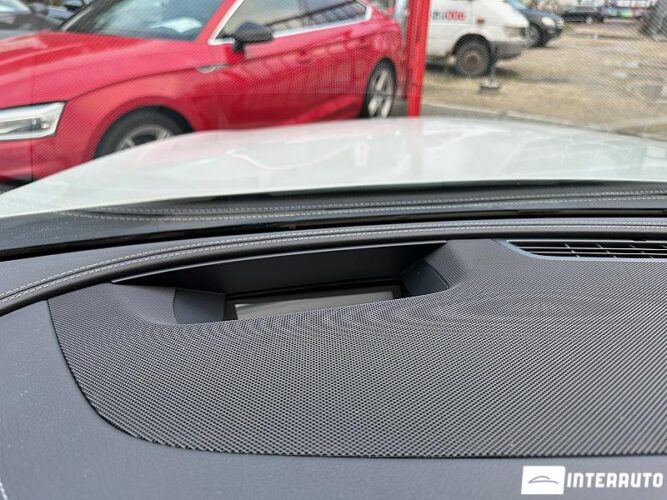 Mercedes CLS 300 44 interauto-car