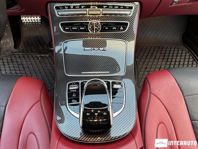 Mercedes CLS 300 49 interauto-car