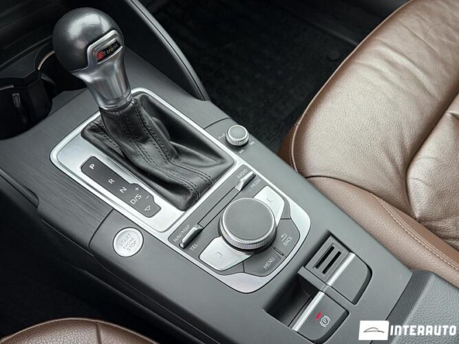 Audi A3 44 interauto-car