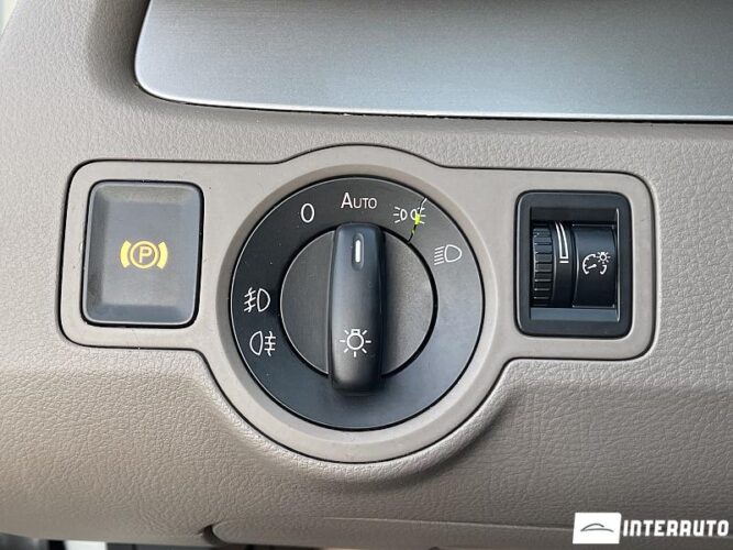 Volkswagen Passat 34 interauto-car