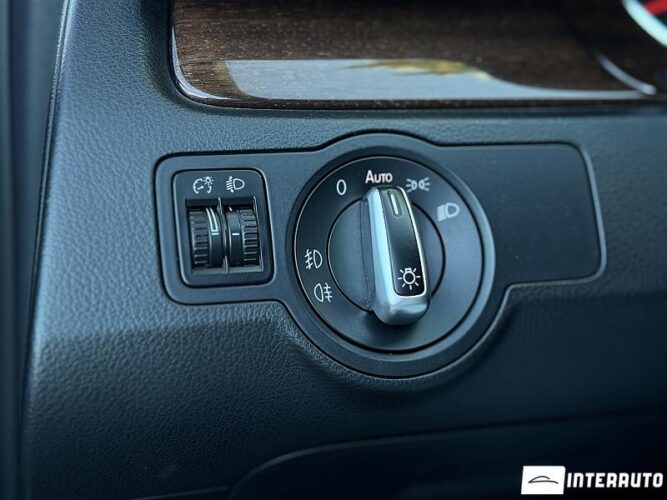Volkswagen Passat 35 interauto-car