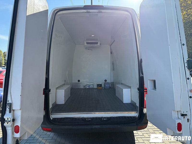 Volkswagen Crafter 24 automobil-interauto