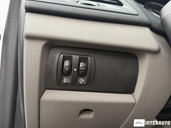 Renault Megane 41 interauto-car