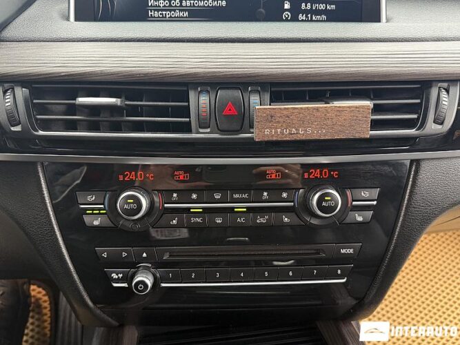 BMW X5 2.5D 42 interauto-car