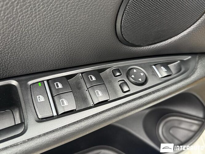 BMW X5 2.5D 48 interauto-car