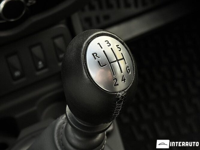 Dacia Duster 44 interauto-car