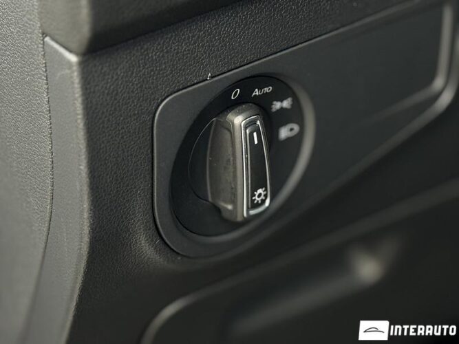 Volkswagen Tiguan 43 interauto-car