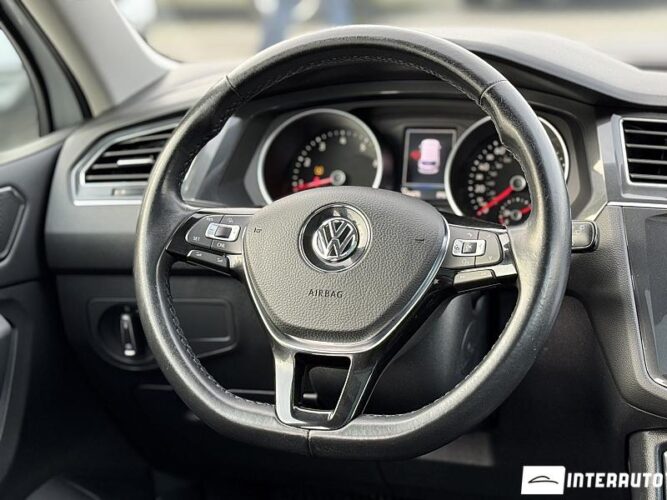 Volkswagen Tiguan 44 interauto-car