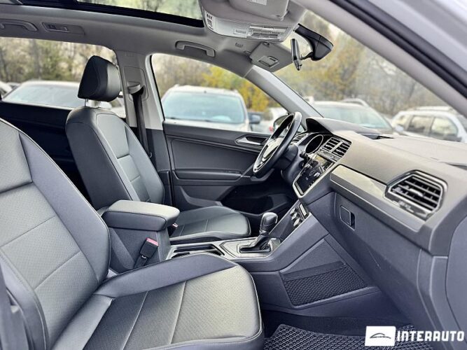 Volkswagen Tiguan 52 interauto-car