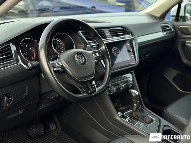 Volkswagen Tiguan 42 interauto-car