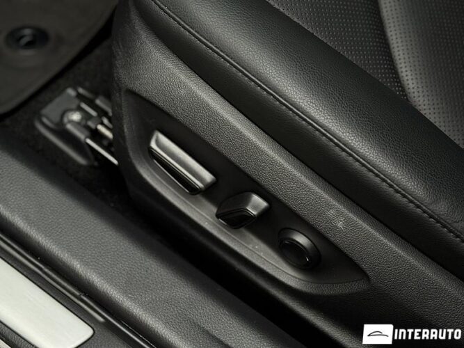 Toyota Camry 43 interauto-car