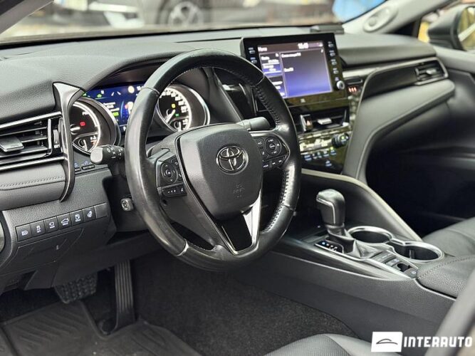 Toyota Camry 44 interauto-car