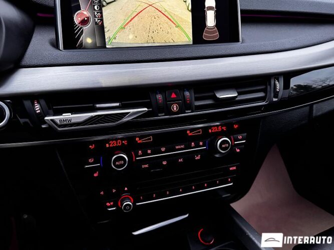 BMW X5 2.5D 42 interauto-car