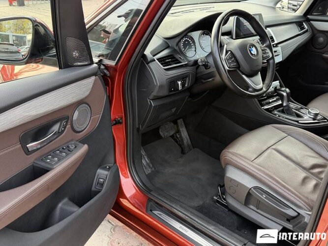 BMW 225XE 37 interauto-car