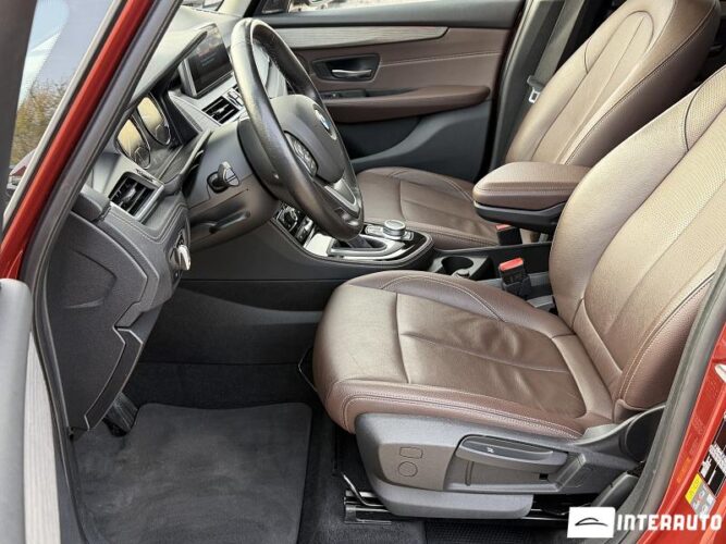 BMW 225XE 39 interauto-car