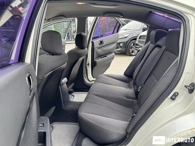 Mitsubishi Galant 36 interauto-car