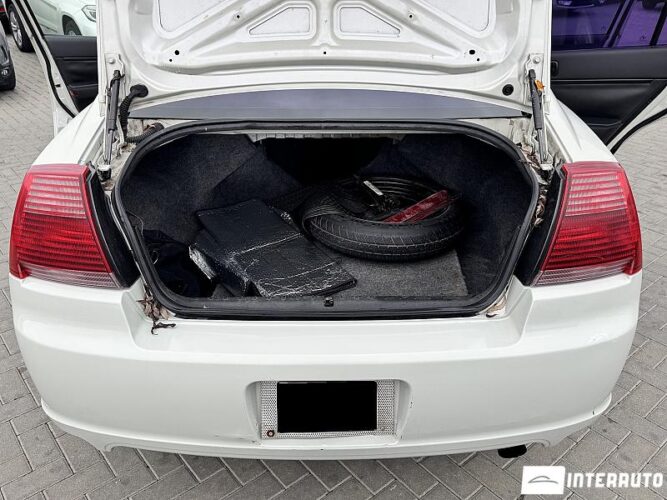 Mitsubishi Galant 42 interauto-car