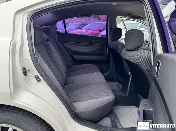 Mitsubishi Galant 37 interauto-car