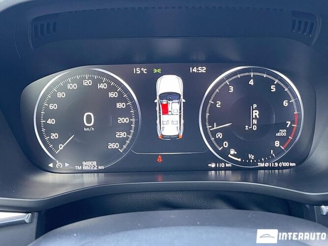 Volvo XC 60 36 interauto-car