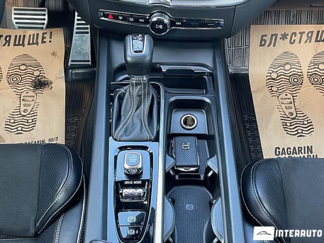 Volvo XC 60 39 interauto-car