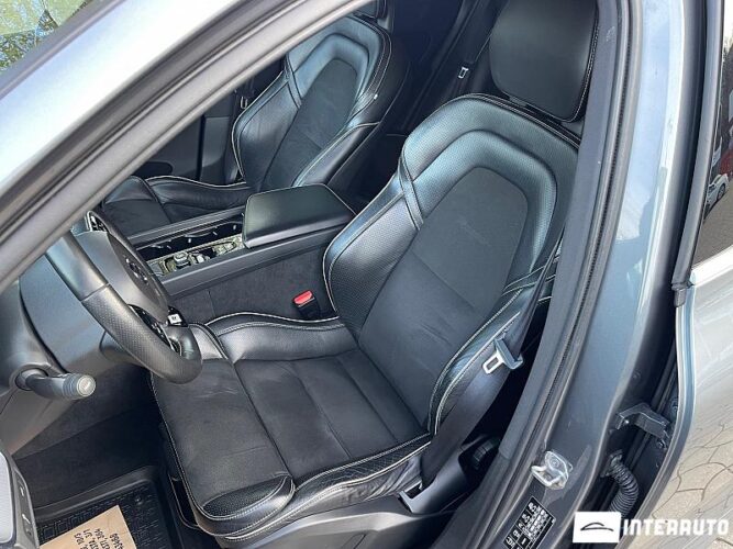 Volvo XC 60 40 interauto-car