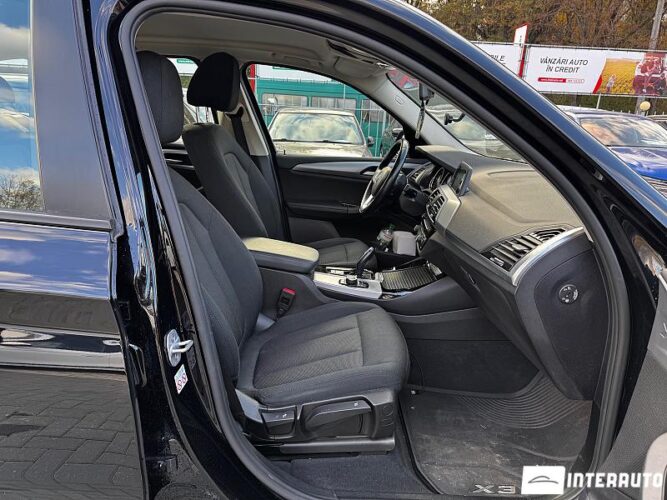BMW X3 2.0D 33 interauto-car
