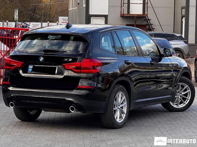BMW X3 2.0D 31 interauto-car