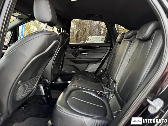 BMW 216d 52 interauto-car