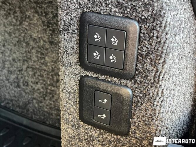 Land Rover Range Rover Vogue 55 interauto-car