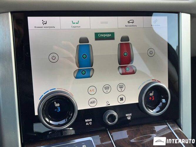 Land Rover Range Rover Vogue 47 interauto-car