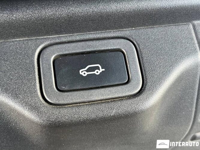 Land Rover Range Rover Vogue 57 interauto-car