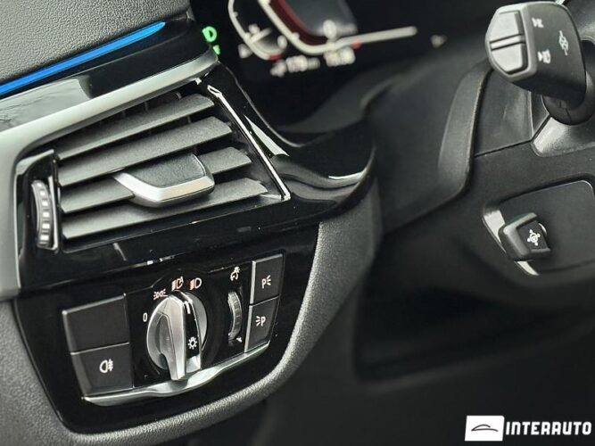 BMW 520e 41 interauto-car