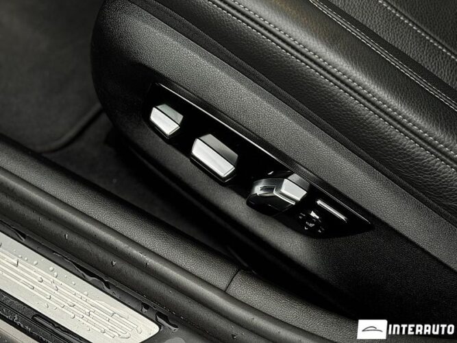 BMW 520e 42 interauto-car