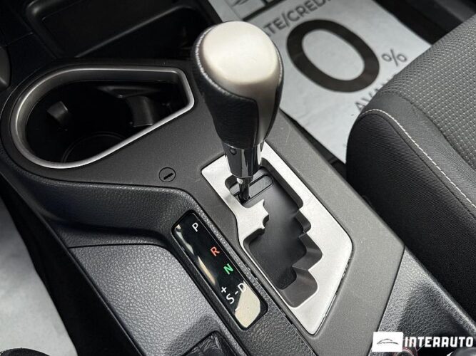 Toyota Rav-4 42 interauto-car