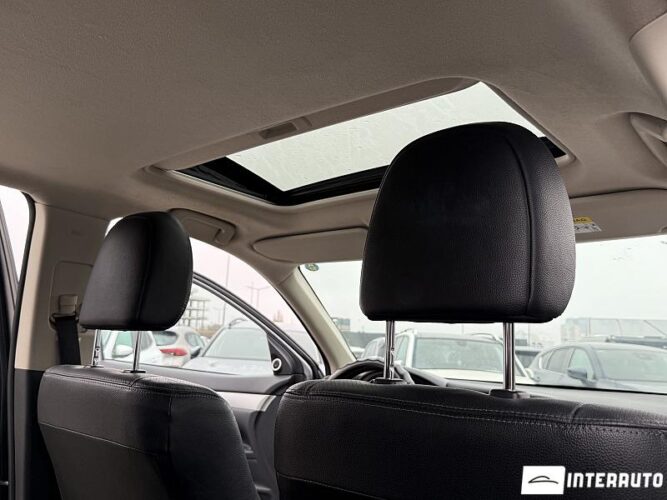 Mitsubishi Outlander 48 interauto-car