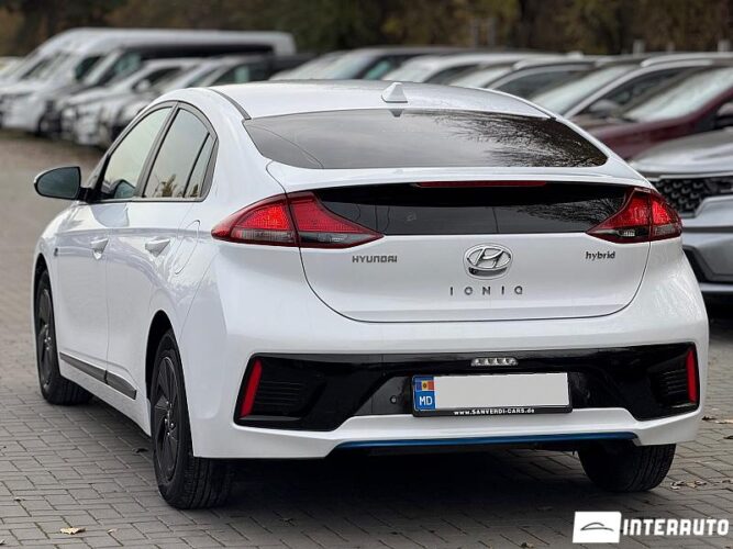 Hyundai Ioniq 32 interauto-car